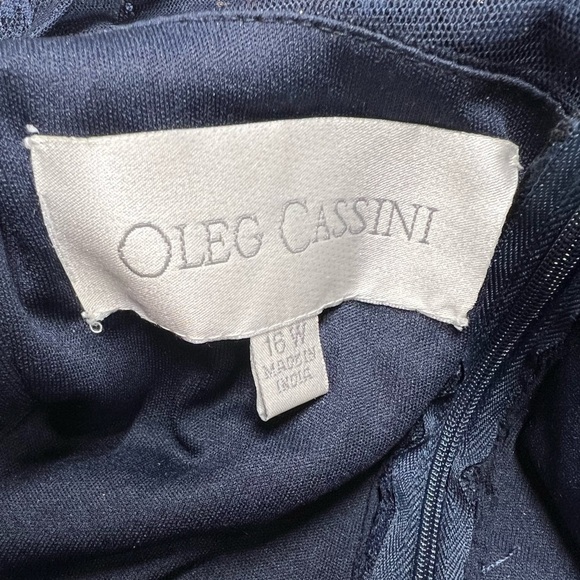 OLEG CASSINI Three Quarter Sleeve Beaded Lace Ball Gown Navy 16W - Picture 9 of 10